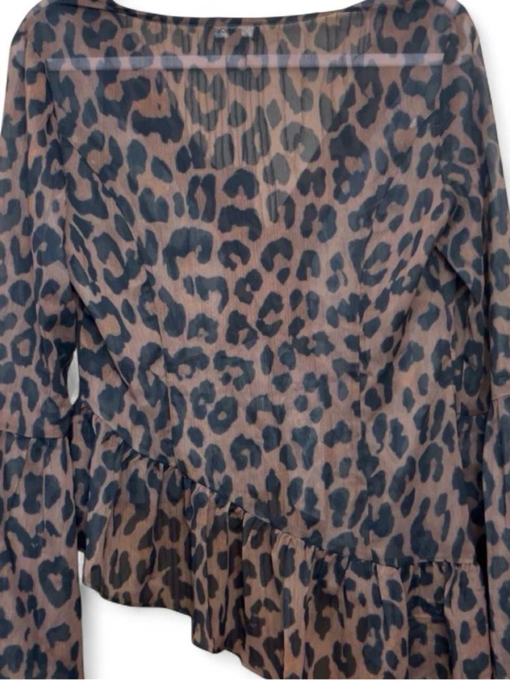 Fashion Nova Leopard Print Chiffon Blouse Size M NWT Bell Sleeve Top - Picture 5 of 8